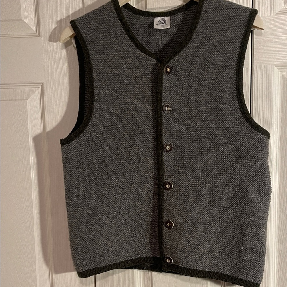Men's Charcoal Knit Vest with Green Trim